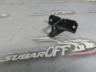 Петля замка капота Subaru Forester 2001