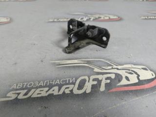 Петля замка капота Subaru Legacy 2003