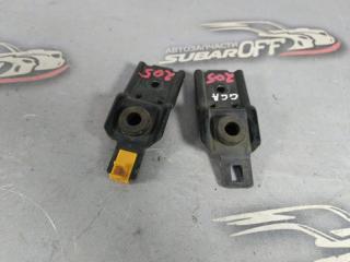 Крепление радиатора Subaru Impreza 2003