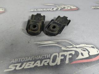 Крепление радиатора Subaru Forester 2003