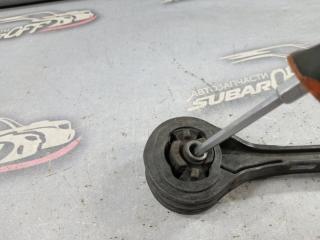 Подушка КПП Subaru Forester SG5 EJ205
