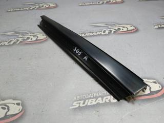 Накладка на стойку кузова правая Subaru Forester 2005