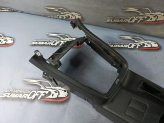 Подлокотник Impreza 2006 GG2 EJ152