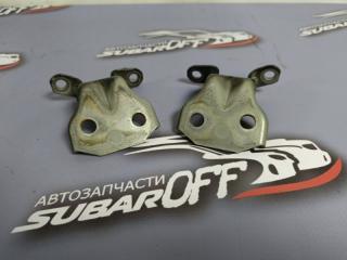 Петля двери передняя правая Subaru Legacy 2006