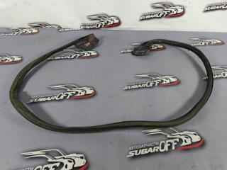 Уплотнительная резинка боковой двери задняя правая Subaru Impreza 2006 контрактная Уплотнительная резинка боковой двери задняя правая Subaru Impreza 2006