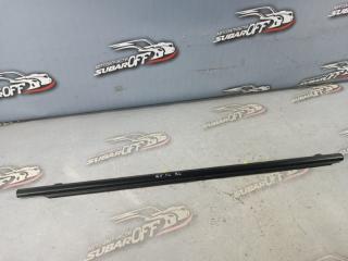 Молдинг на дверь задний левый Subaru Forester 2006