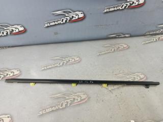 Молдинг на дверь передний левый Subaru Forester 2005