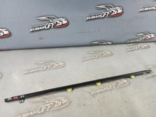 Молдинг на дверь передний правый Subaru Forester 2004