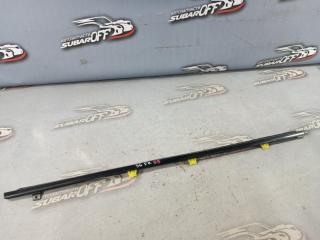 Молдинг на дверь передний правый Subaru Forester 2005