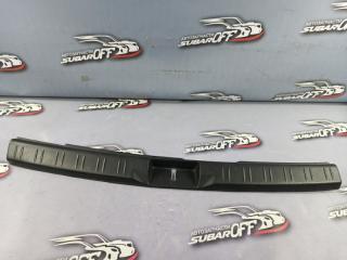 Накладка замка багажника Subaru Forester 2002
