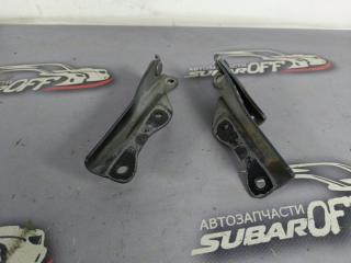 Петля капота Subaru Impreza 2006