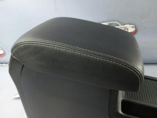 Подлокотник Subaru Levorg VM4 FB16E