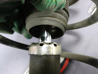 Стойка подвески передняя Subaru Forester SG5 EJ203
