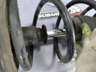 Стойка подвески Subaru Forester SF5 EJ201