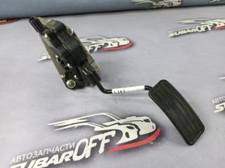 Педаль газа Subaru Impreza