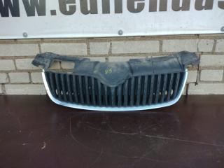 Решетка радиатора skoda fabia 2007-2015 контрактная Решетка радиатора skoda fabia 2007-2015