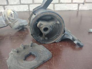 Опора двигателя передняя outlander 2006-2012 XL (CW)