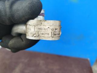 Трубка кондиционера a3 2003-2013 8P