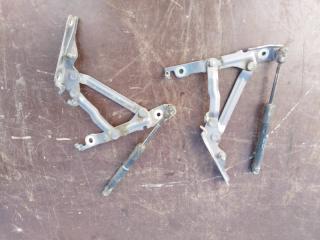 Запчасть петля крышки багажника mazda 3 2002-2009