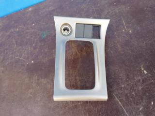 Накладка декоративная toyota corolla 2001-2007