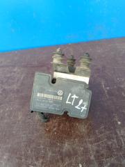 Блок abs volkswagen caddy 2006-2013