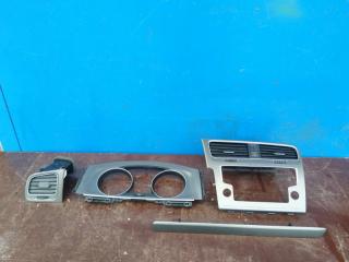 Накладка декоративная volkswagen golf 2013-2020