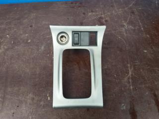 Накладка декоративная toyota corolla 2001-2007