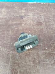 Запчасть выключатель концевой правый volkswagen caddy 2004-2015 3 2k0907438 контрактная Выключатель концевой правый volkswagen caddy 2004-2015 3 2k0907438 контрактная