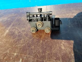Запчасть клапан пневмоподвески задний land rover range rover 2002-2012