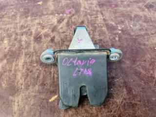 Замок багажника skoda octavia 2003-2013