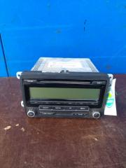 Фото запчасти магнитола volkswagen caddy 2004-2015 Б/У запчасть Запчасть магнитола volkswagen caddy 2004-2015