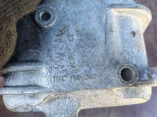 Опора двигателя правая yeti 2009-2016 5L 1.2 TSI