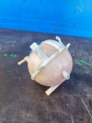 Запчасть бачок расширительный Volkswagen Golf Plus 2010