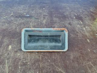 Запчасть кнопка открывания багажника Volkswagen Caddy 2016