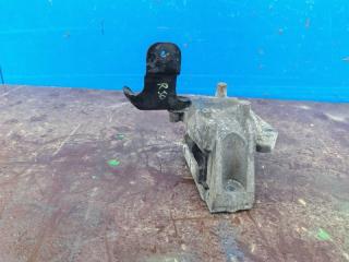 Опора двигателя правая Volkswagen Caddy 2016