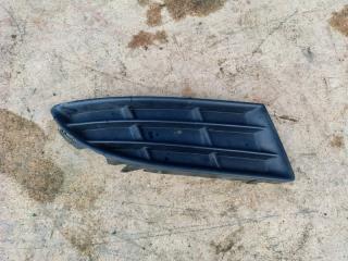 Запчасть решетка бампера передняя левая Skoda Fabia 2010