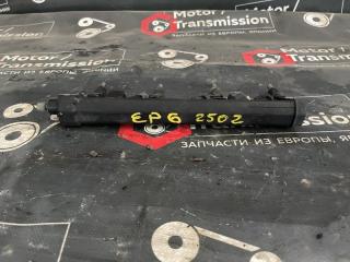 Запчасть топливная рампа с форсунками Peugeot 308 2010