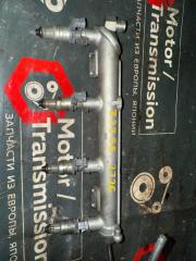 Запчасть топливная рампа с форсунками Opel Vectra 2007