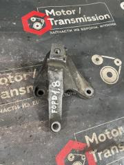 Запчасть кронштейн мкпп Ford Focus 2 2008