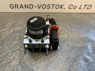 Блок ABS Nissan Elgrand 2011