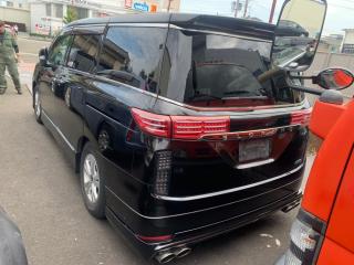 Амортизатор двери багажника Elgrand 2011 TE52 VQ25 Амортизатор двери багажника Elgrand 2011 TE52 VQ25