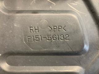 Подкрылок передний правый Mazda RX-8 SE3P