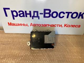 Блок управления дверьми задний левый Nissan Elgrand 2011