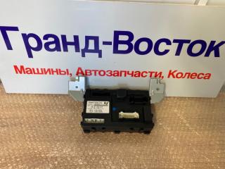 Блок управления Nissan Elgrand 2011