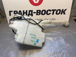 Запчасть бачок стеклоомывателя Nissan Fuga