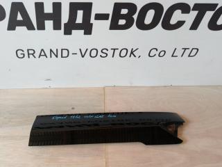 Накладка на крыло задняя левая Nissan Elgrand 2010
