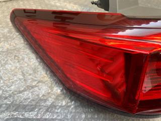 Стоп-сигнал левый Nissan Elgrand TE52