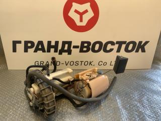 Топливный насос Toyota Prius 2010