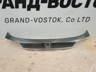 Накладка двери багажника задняя Honda Vezel 2018 контрактная Накладка двери багажника задняя Honda Vezel 2018