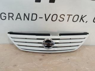 Решетка радиатора Nissan Serena 2003